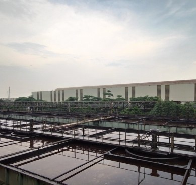 Industrial wastewater treatment basin